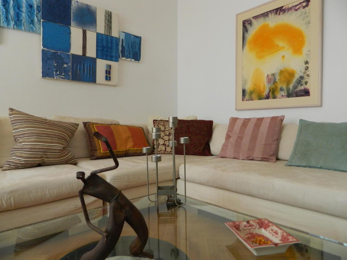 Elegant 3Bd Apartment In Kolonaki Athens Exterior photo